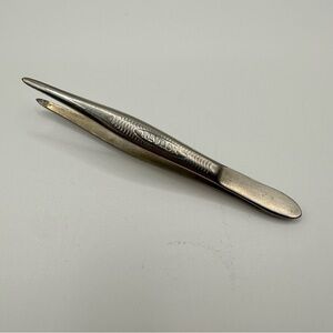 Vintage Revlon Deluxe Tweezers 3in Pointed Tip Rare Striped Design